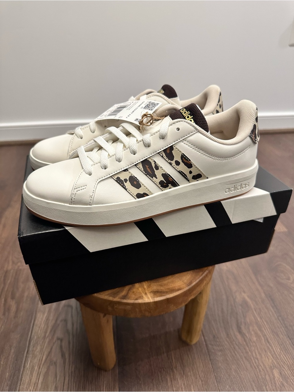 Adidas Grand Court 3.0 J, KJ4849, Size 7